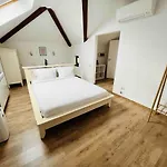 Chic 3br Scandinavian Retreat - 110sqm Апартаменти *
