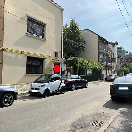 Chic 3br Scandinavian Retreat - 110sqm בוקרשט