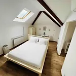 Apartman Chic 3br Scandinavian Retreat - 110sqm *